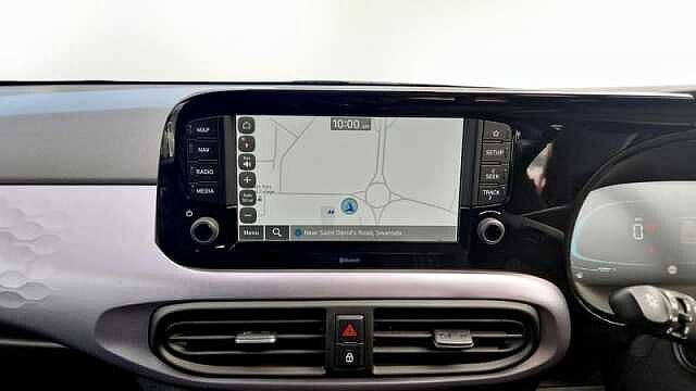 Hyundai I10 1.0 PREMIUM AUTO EURO 6 (S/S) 5DR Atlas White