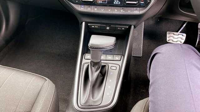 Hyundai BAYON 1.0 T-GDI MHEV PREMIUM DCT EURO 6 (S/S) 5DR