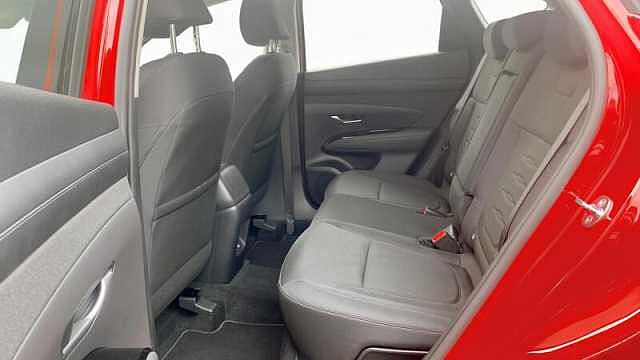 Hyundai TUCSON 1.6 T-GDI MHEV ADVANCE SUV 5DR PETROL HYBRID DCT EURO 6 (S/S) (160 PS) Engine Red