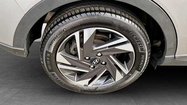 Hyundai BAYON 1.0 T-GDI MHEV SE CONNECT SUV 5DR PETROL HYBRID MANUAL EURO 6 (S/S) (100 PS)