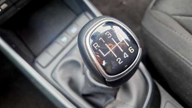 Hyundai BAYON 1.0 T-GDI MHEV SE CONNECT SUV 5DR PETROL HYBRID MANUAL EURO 6 (S/S) (100 PS)