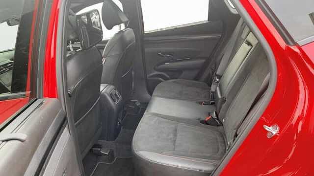 Hyundai TUCSON 1.6 H T-GDI N LINE S SUV 5DR PETROL HYBRID AUTO EURO 6 (S/S) (230 PS) Engine Red