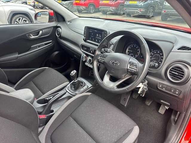 Hyundai KONA 1.0 T-GDI PLAY SUV 5DR PETROL MANUAL EURO 6 (S/S) (120 PS)