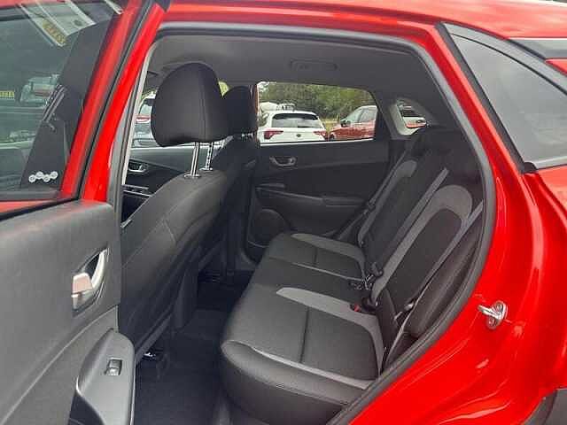 Hyundai KONA 1.0 T-GDI PLAY SUV 5DR PETROL MANUAL EURO 6 (S/S) (120 PS)