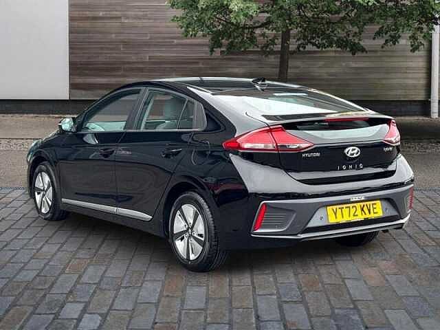 Hyundai IONIQ 1.6 H-GDI SE CONNECT HATCHBACK 5DR PETROL HYBRID DCT EURO 6 (S/S) (141 PS)