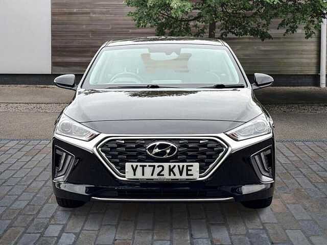 Hyundai IONIQ 1.6 H-GDI SE CONNECT HATCHBACK 5DR PETROL HYBRID DCT EURO 6 (S/S) (141 PS)