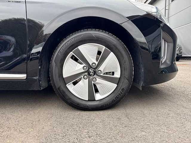 Hyundai IONIQ 1.6 H-GDI SE CONNECT HATCHBACK 5DR PETROL HYBRID DCT EURO 6 (S/S) (141 PS)