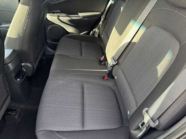 Hyundai KONA 1.6 h-GDi Premium SUV 5dr Petrol Hybrid DCT Euro 6 (s/s) (141 ps)