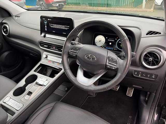 Hyundai KONA 64kWh Ultimate SUV 5dr Electric Auto (10.5kW Charger) (204 ps)