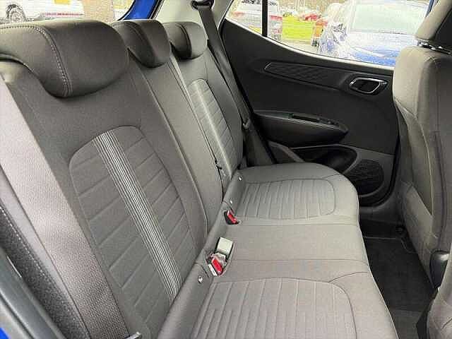 Hyundai i10 1.2 SE Connect Hatchback 5dr Petrol Auto Euro 6 (s/s) (84 ps)