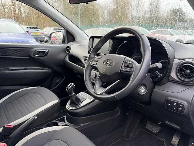 Hyundai i10 1.2 SE Connect Hatchback 5dr Petrol Auto Euro 6 (s/s) (84 ps)