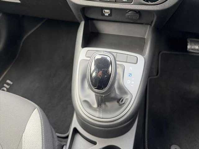 Hyundai i10 1.2 SE Connect Hatchback 5dr Petrol Auto Euro 6 (s/s) (84 ps)