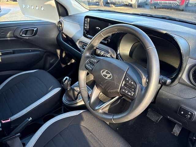 Hyundai i10 1.0 Advance Hatchback 5dr Petrol Auto Euro 6 (s/s) (63 ps)