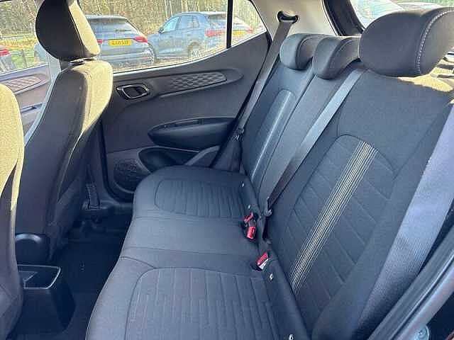 Hyundai i10 1.0 Advance Hatchback 5dr Petrol Auto Euro 6 (s/s) (63 ps)