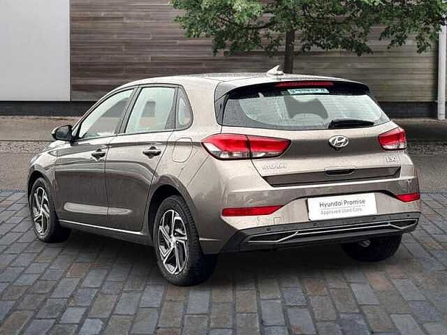 Hyundai i30 1.0 T-GDi MHEV SE Connect Hatchback 5dr Petrol Hybrid Manual Euro 6 (s/s) (120 p
