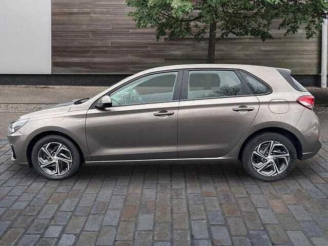 Hyundai i30 1.0 T-GDi MHEV SE Connect Hatchback 5dr Petrol Hybrid Manual Euro 6 (s/s) (120 p