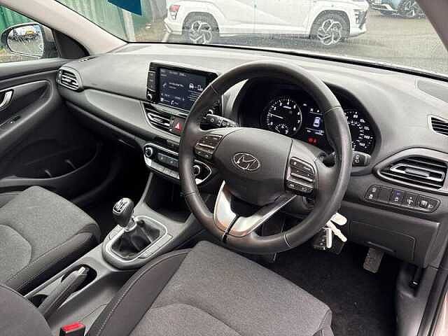 Hyundai i30 1.0 T-GDi MHEV SE Connect Hatchback 5dr Petrol Hybrid Manual Euro 6 (s/s) (120 p