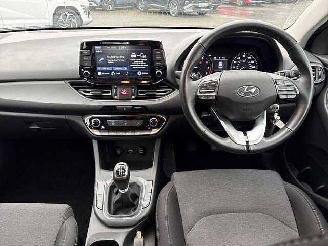 Hyundai i30 1.0 T-GDi MHEV SE Connect Hatchback 5dr Petrol Hybrid Manual Euro 6 (s/s) (120 p