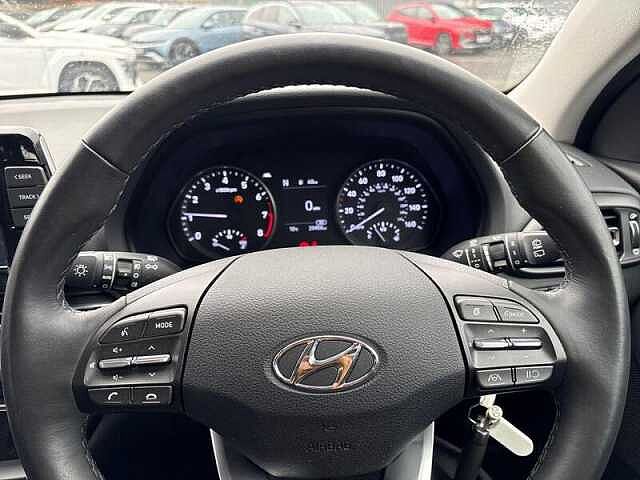 Hyundai i30 1.0 T-GDi MHEV SE Connect Hatchback 5dr Petrol Hybrid Manual Euro 6 (s/s) (120 p