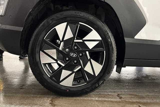 Hyundai KONA 1.6 h-GDi Ultimate SUV 5dr Petrol Hybrid DCT Euro 6 (s/s) (129 ps)