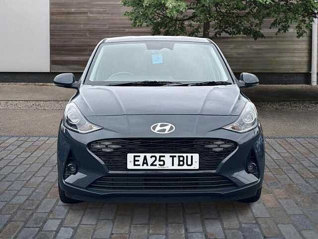Hyundai i10 1.2 Premium Hatchback 5dr Petrol Auto Euro 6 (s/s) (79 ps)