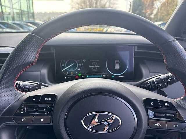 Hyundai TUCSON 1.6 T-GDi 13.8kWh N Line SUV 5dr Petrol Plug-in Hybrid Auto 4WD Euro 6 (s/s) (26 Engine Red - Black Roof