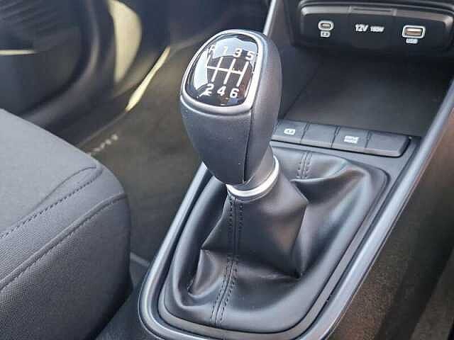 Hyundai BAYON 1.0 T-GDi Advance SUV 5dr Petrol Manual Euro 6 (s/s) (100 ps)