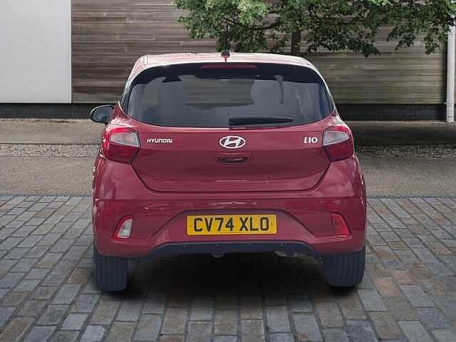 Hyundai i10 1.0 Premium Hatchback 5dr Petrol Auto Euro 6 (s/s) (63 ps)