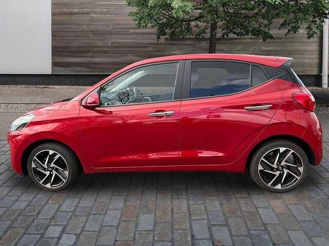 Hyundai i10 1.0 Premium Hatchback 5dr Petrol Auto Euro 6 (s/s) (63 ps)