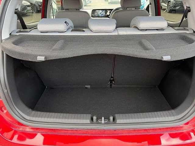 Hyundai i10 1.0 Premium Hatchback 5dr Petrol Auto Euro 6 (s/s) (63 ps)