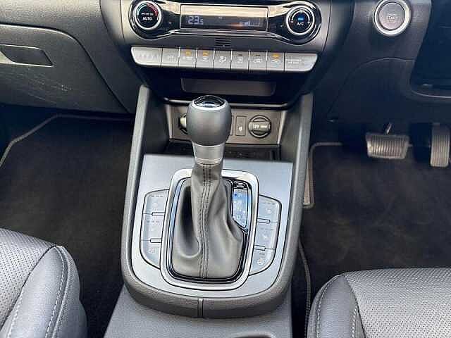 Hyundai KONA 1.6 h-GDi Ultimate SUV 5dr Petrol Hybrid DCT Euro 6 (s/s) (141 ps)