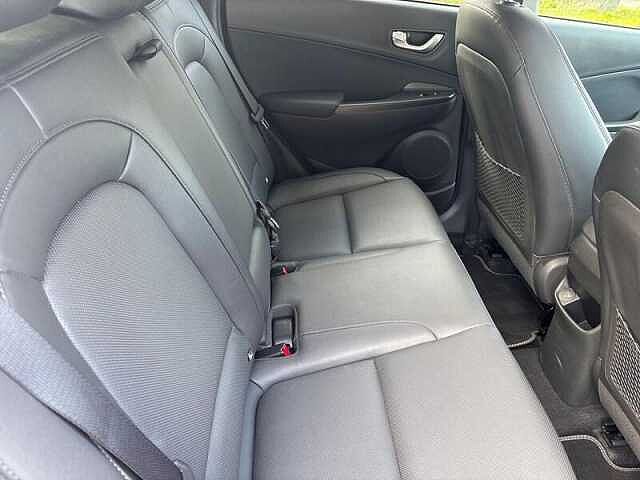 Hyundai KONA 1.6 h-GDi Ultimate SUV 5dr Petrol Hybrid DCT Euro 6 (s/s) (141 ps)