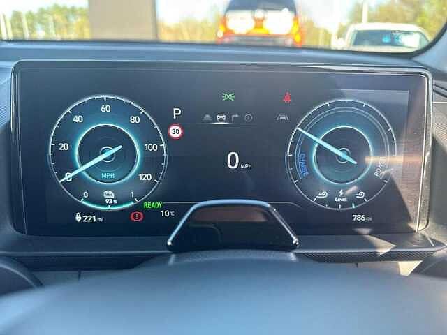 Hyundai INSTER Long Range 49kWh 02 SUV 5dr Electric Auto (115 ps)