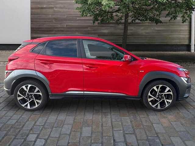 Hyundai KONA 1.0 T-GDi MHEV Premium SUV 5dr Petrol Hybrid Manual Euro 6 (s/s) (120 ps)