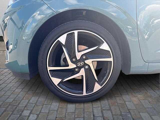 Hyundai i10 1.0 Premium Hatchback 5dr Petrol Auto Euro 6 (s/s) (63 ps)