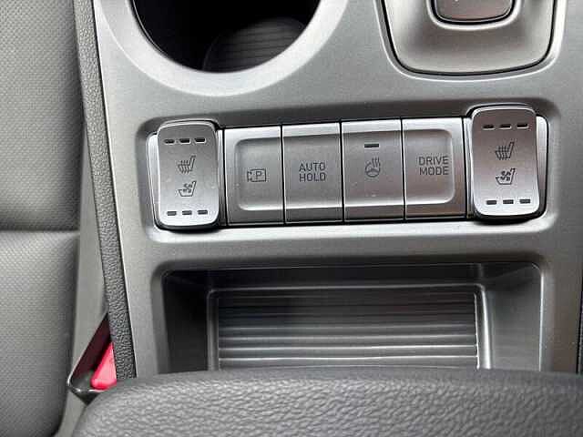 Hyundai KONA 64kWh Ultimate SUV 5dr Electric Auto (10.5kW Charger) (204 ps)