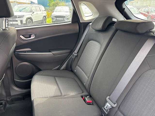 Hyundai KONA 1.6 h-GDi Premium SUV 5dr Petrol Hybrid DCT Euro 6 (s/s) (141 ps)