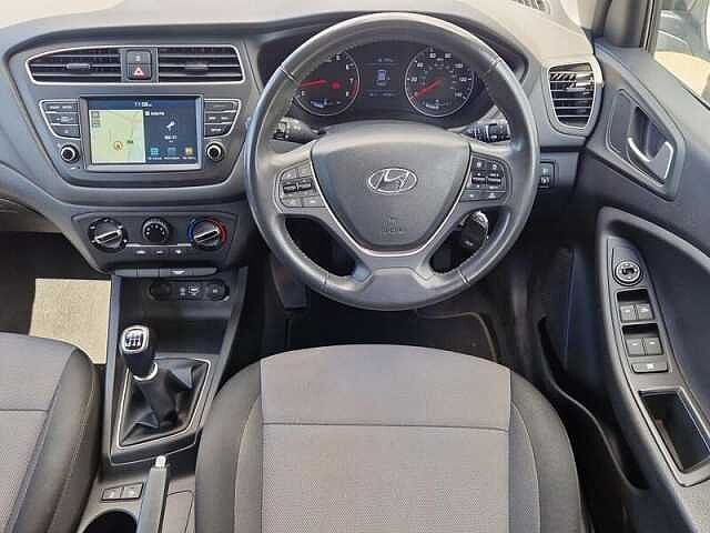 Hyundai i20 1.2 Play Hatchback 5dr Petrol Manual Euro 6 (s/s) (84 ps)