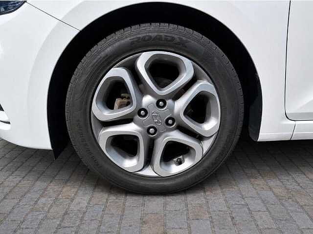 Hyundai i20 1.2 Play Hatchback 5dr Petrol Manual Euro 6 (s/s) (84 ps)