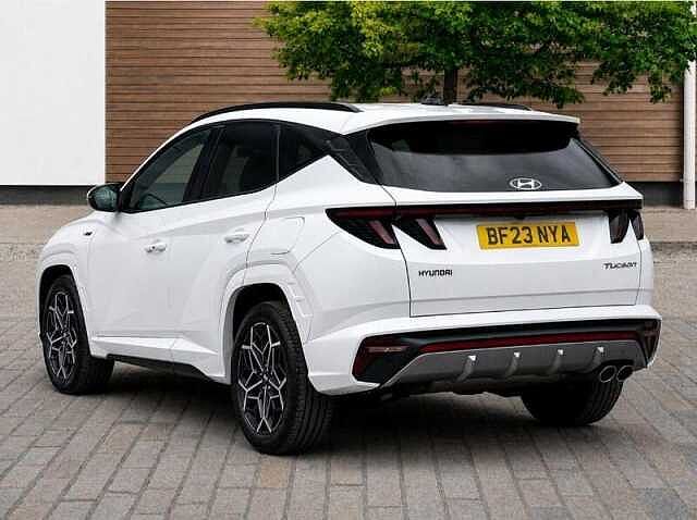 Hyundai TUCSON 1.6 h T-GDi N Line SUV 5dr Petrol Hybrid Auto Euro 6 (s/s) (230 ps) Atlas White