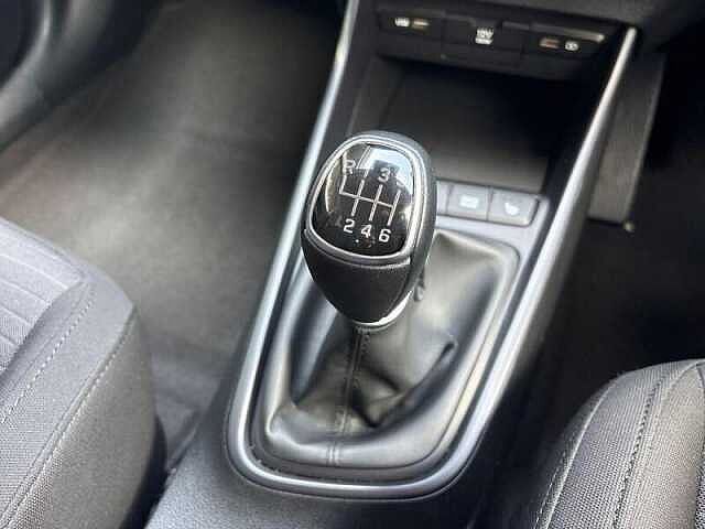 Hyundai i20 1.0 T-GDi MHEV Premium Hatchback 5dr Petrol Hybrid Manual Euro 6 (s/s) (100 ps)
