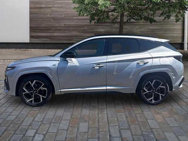 Hyundai TUCSON 1.6 T-GDi N Line S SUV 5dr Petrol Hybrid Auto 4WD Euro 6 (s/s) (215 ps) Shimmering Silver