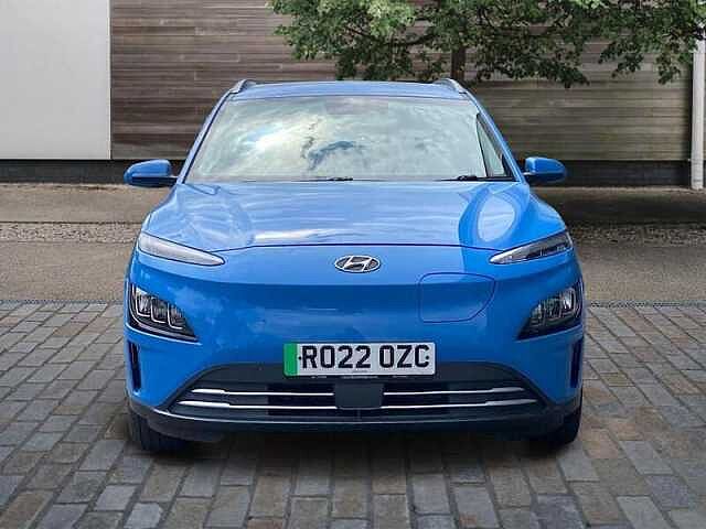 Hyundai KONA 64kWh Premium SUV 5dr Electric Auto (10.5kW Charger) (204 ps)