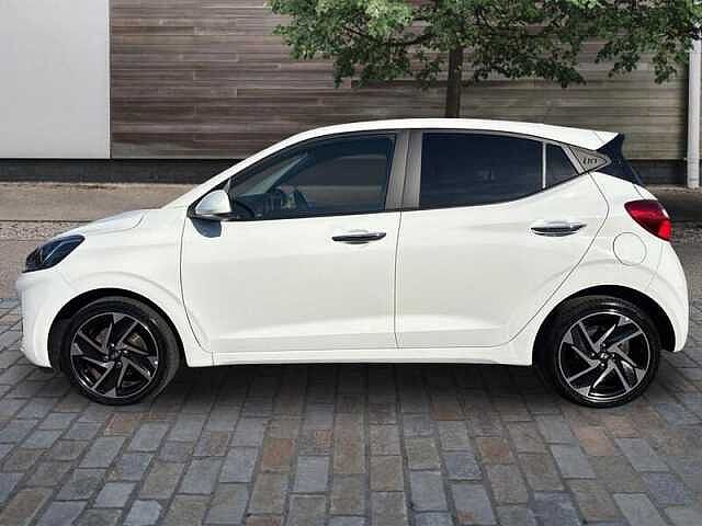Hyundai i10 5dr Hat 1.0 Mpi 67ps Premium Nav