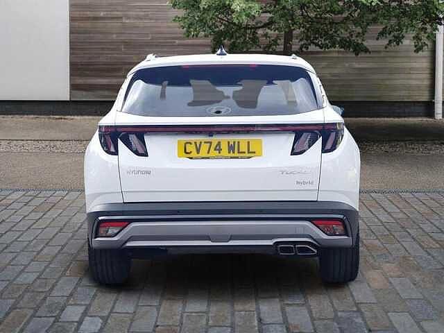 Hyundai TUCSON 1.6 T-GDi Ultimate SUV 5dr Petrol Hybrid Auto Euro 6 (s/s) (215 ps) Atlas White
