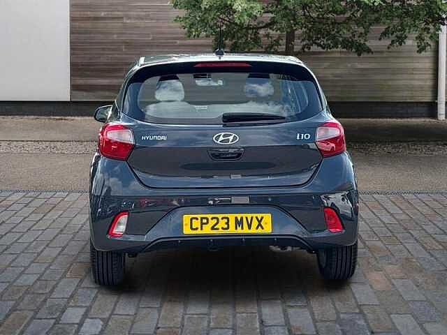Hyundai i10 1.0 SE Connect Hatchback 5dr Petrol Manual Euro 6 (s/s) (67 ps)