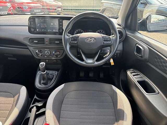Hyundai i10 1.0 SE Connect Hatchback 5dr Petrol Manual Euro 6 (s/s) (67 ps)