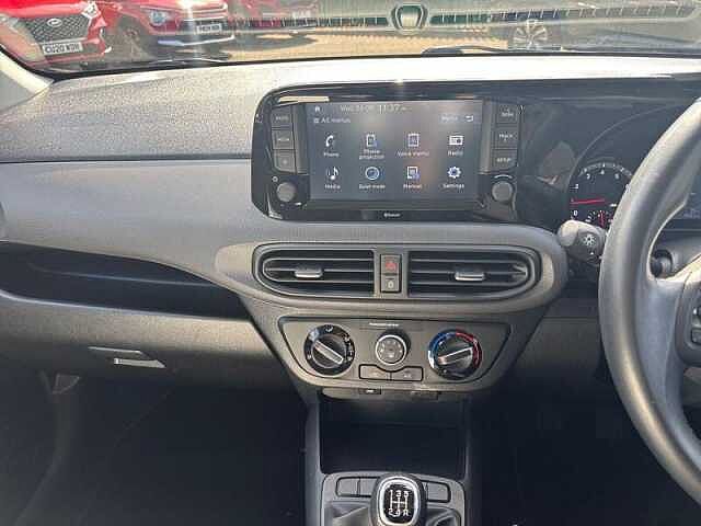 Hyundai i10 1.0 SE Connect Hatchback 5dr Petrol Manual Euro 6 (s/s) (67 ps)