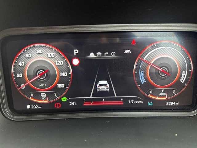 Hyundai KONA 64kWh Premium SUV 5dr Electric Auto (10.5kW Charger) (204 ps)