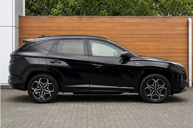 Hyundai TUCSON 1.6 T-GDi 13.8kWh N Line S SUV 5dr Petrol Plug-in Hybrid Auto 4WD Euro 6 (s/s) ( Phantom Black